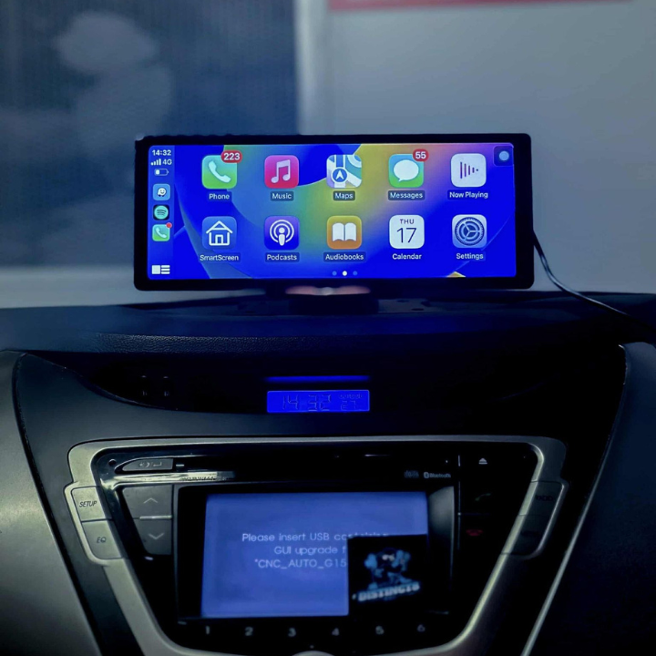 AutoView™ Pro | Upgrade your car effortlessly - modernize in a flash!